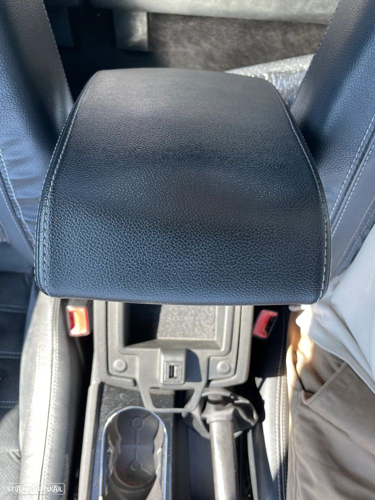 Ford Mondeo 1.8 TDCi Titanium - 21