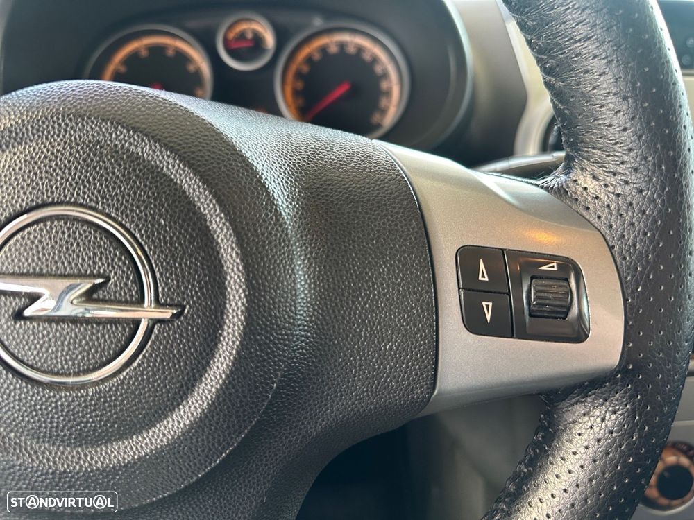 Opel Corsa 1.3 CDTi Enjoy - 13