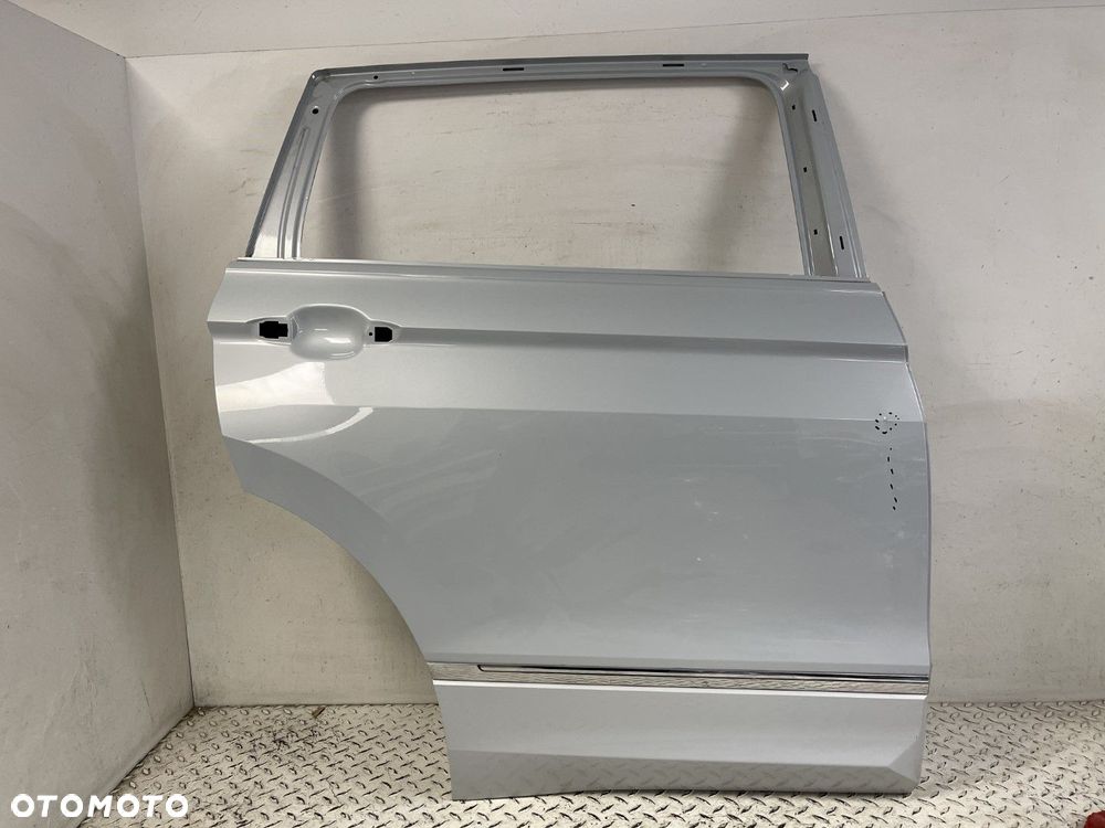 ŁADNE DRZWI LISTWA VW TIGUAN ALLSPACE 5N 17-25 PRAWE TYLNE PRAWA TYŁ LESZNO - 5