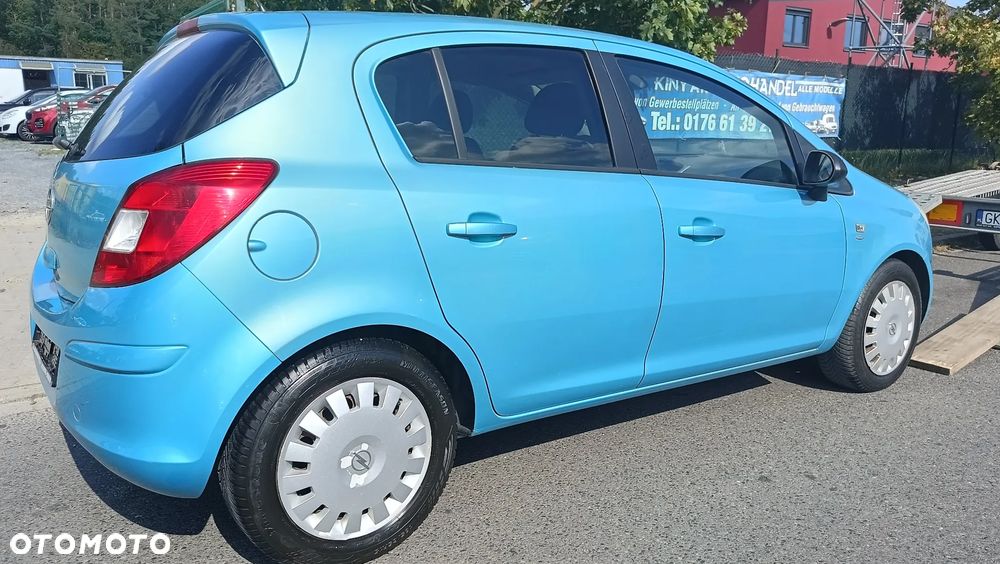 Opel Corsa 1.4 16V Graphite - 12