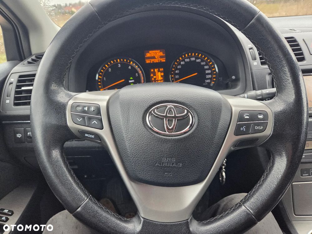 Toyota Avensis 2.0 D-4D - 8