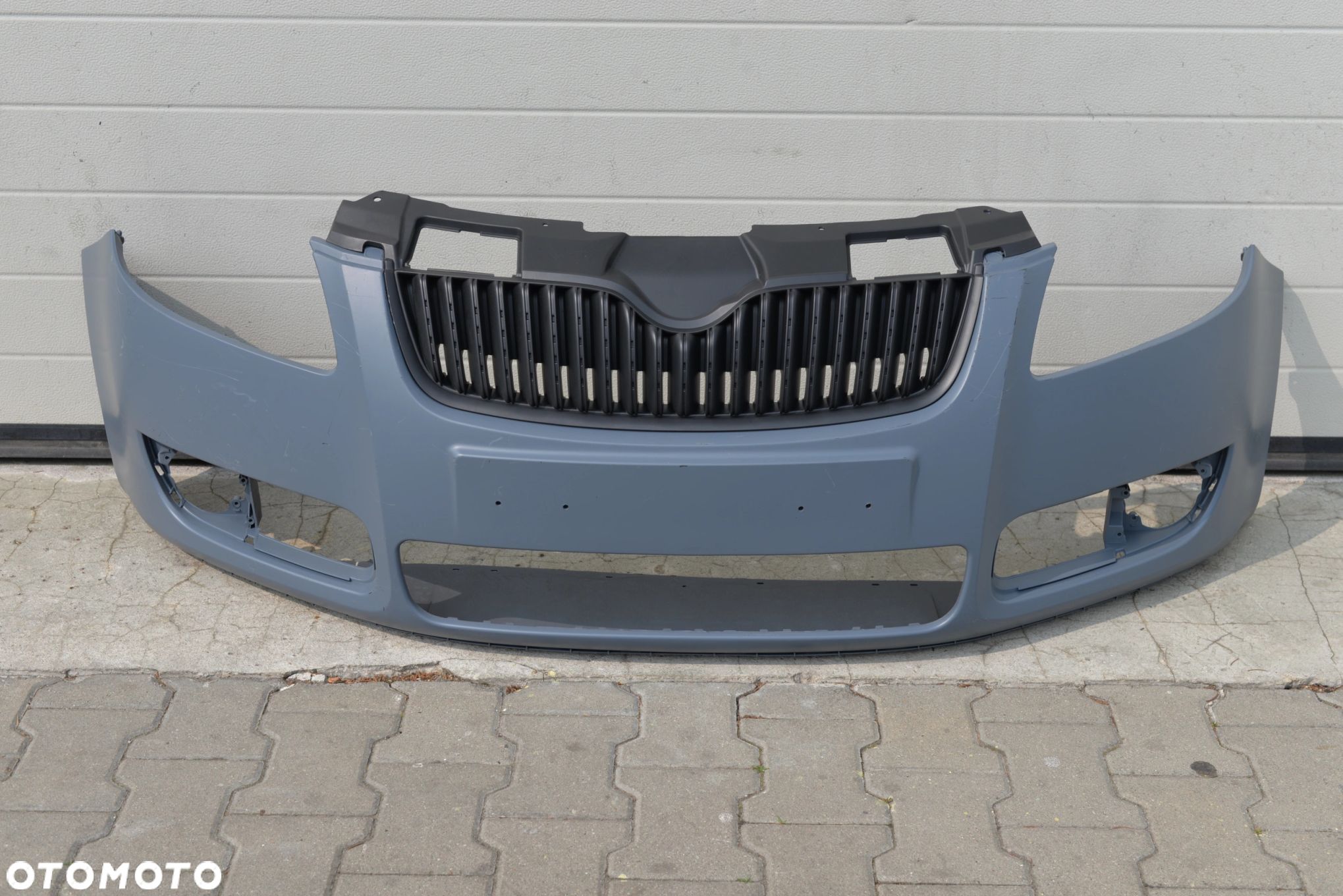 SKODA FABIA 2 II ROOMSTER PRAKTIK 2007-2010 ZDERZAK PRZEDNI PRZÓD 5J0807221 - 1