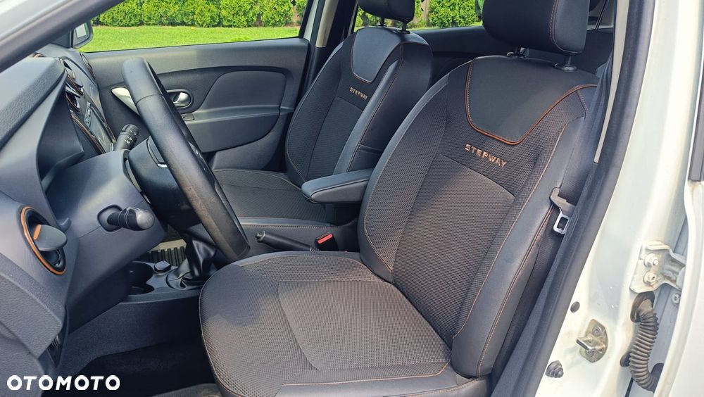 Dacia Sandero 0.9 TCe Connected by Orange S&S - 6