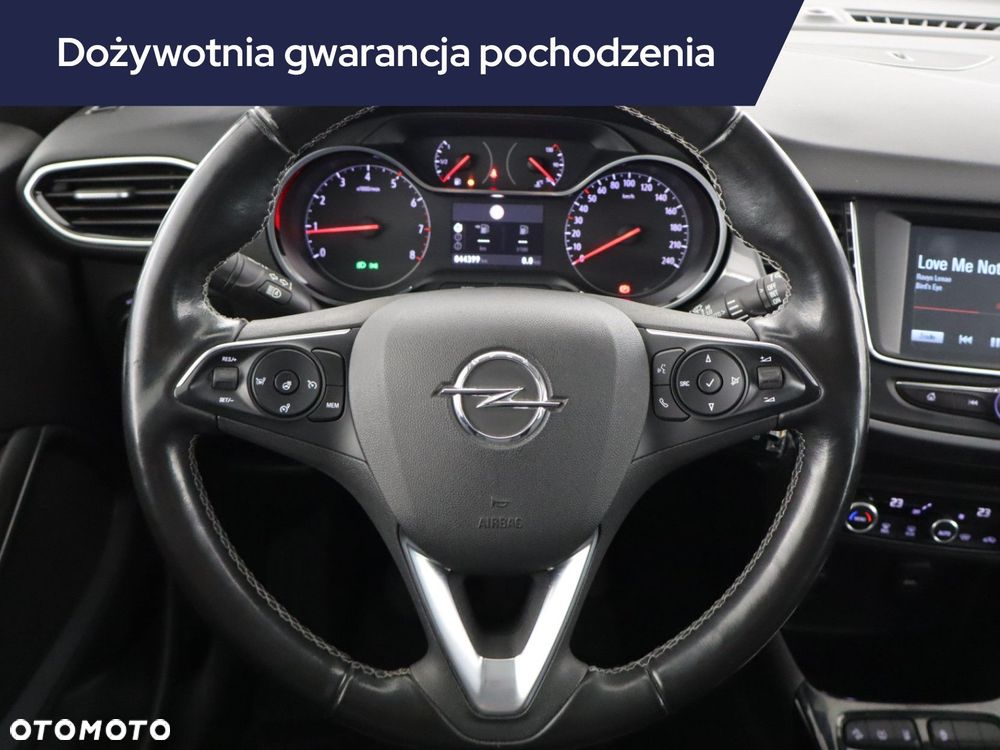 Opel Crossland X - 17