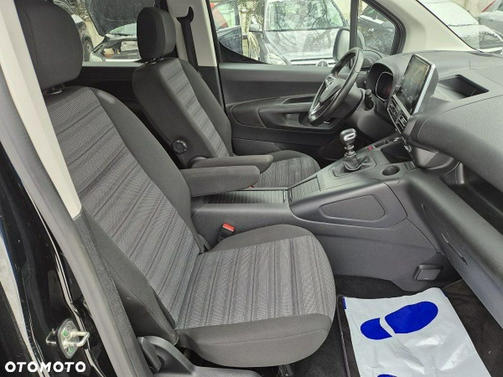 Opel Combo - 17