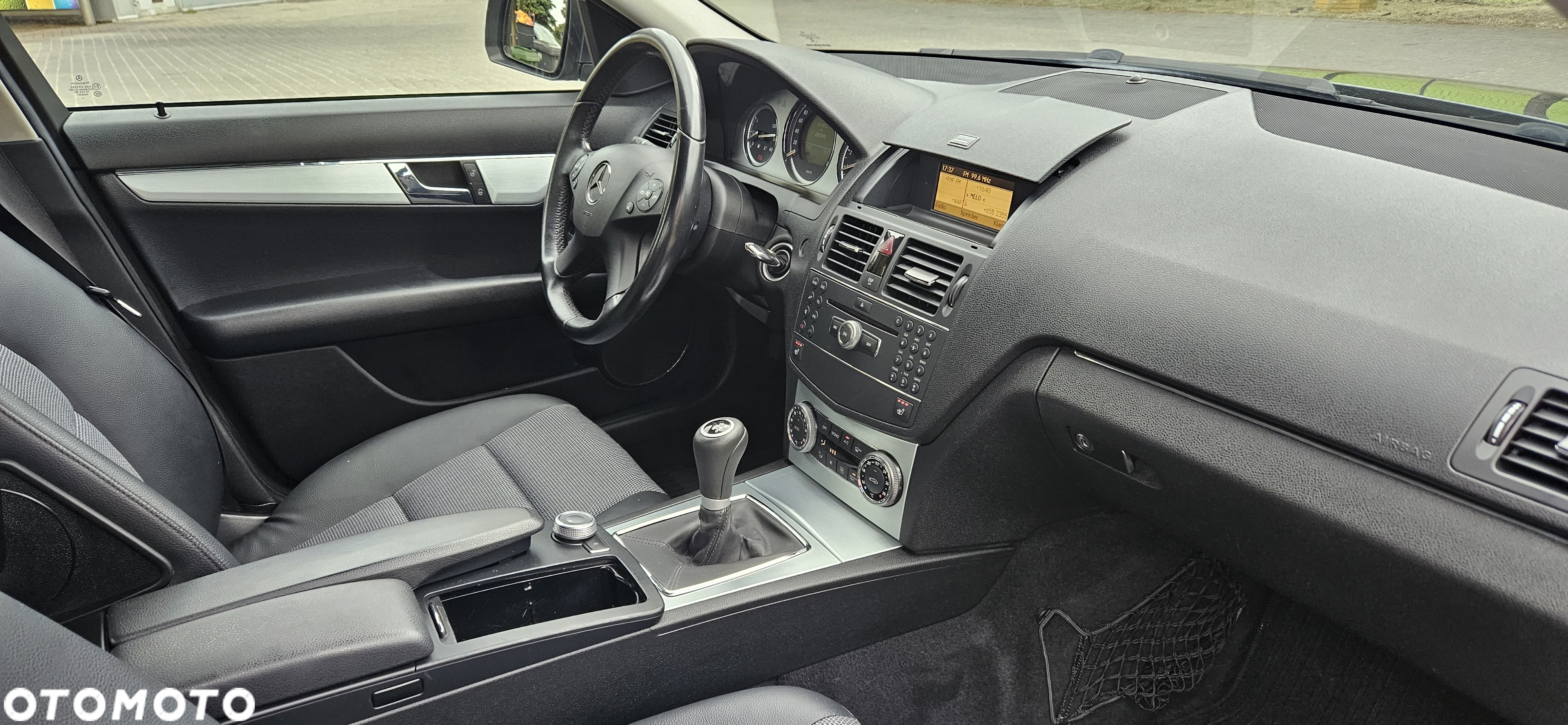 Mercedes-Benz Klasa C 180 Kompressor Avantgarde - 23