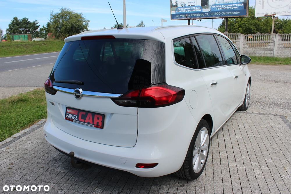 Opel Zafira - 10