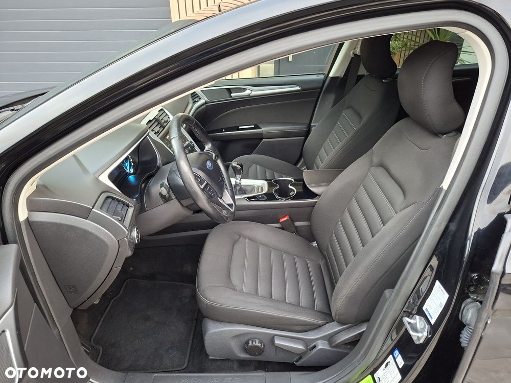 Ford Mondeo - 9
