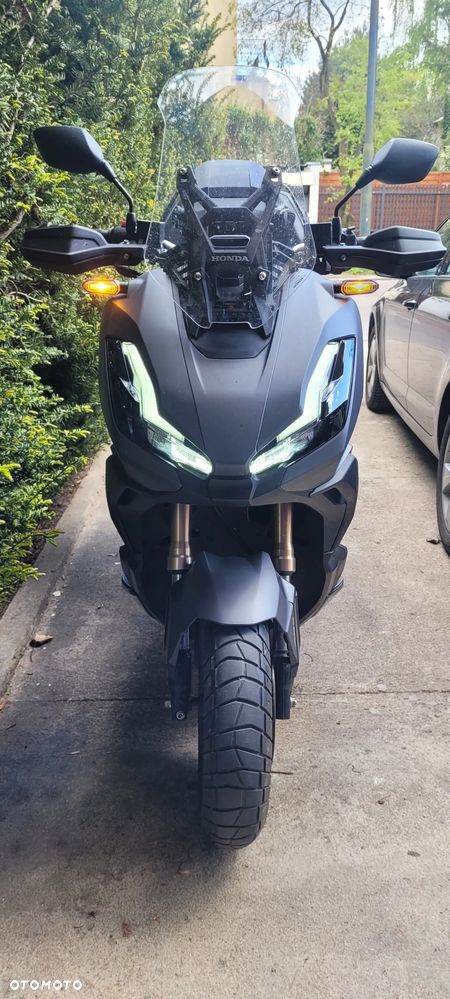Honda ADV350 - 6