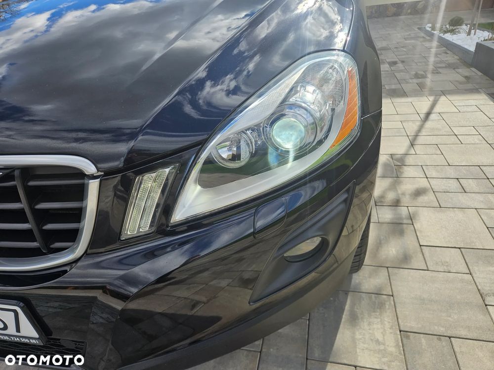 Volvo XC 60 2.4D AWD RDesign - 8