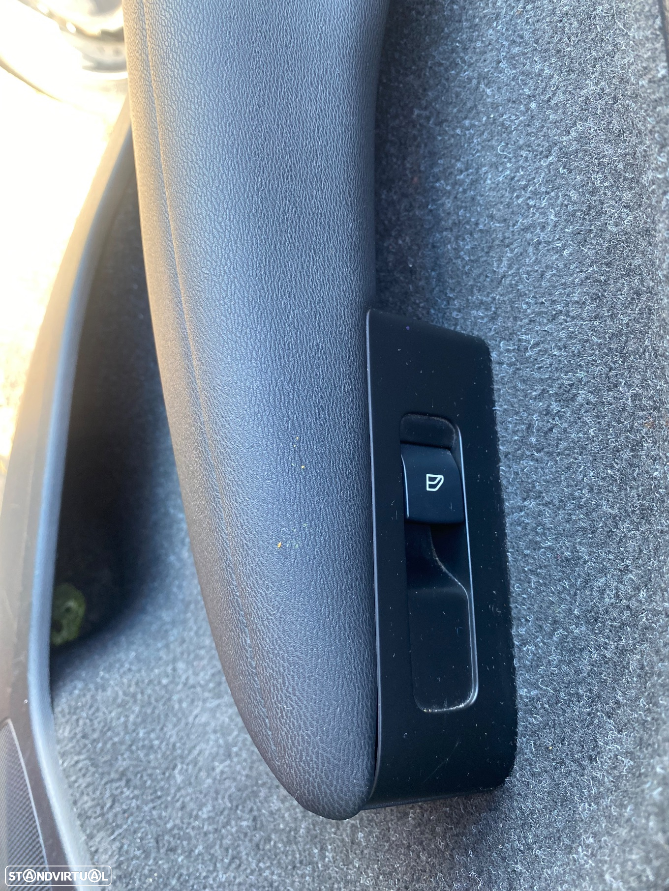 Volvo XC 40 1.5 T2 Momentum Plus - 8
