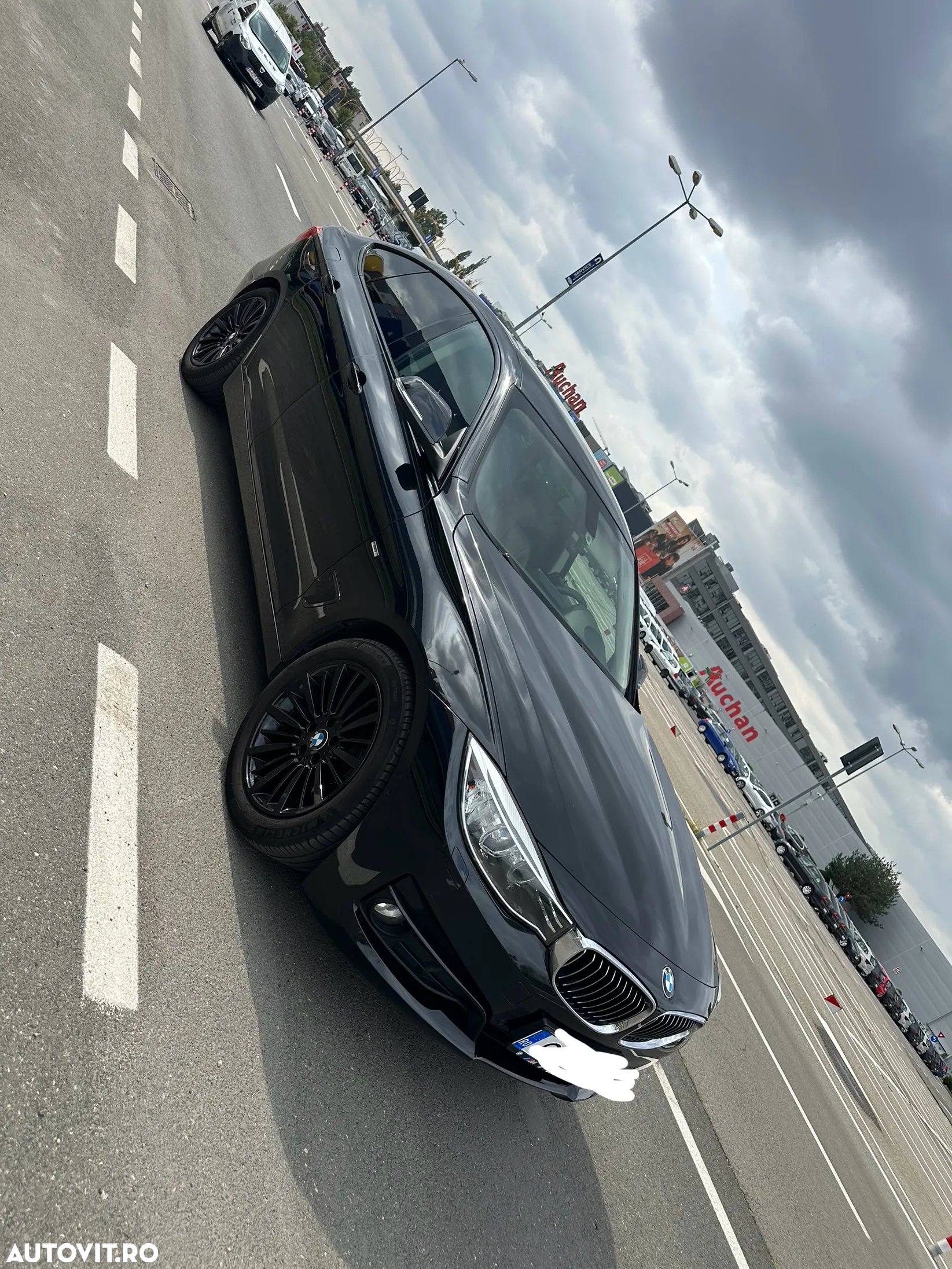 BMW Seria 3 318d - 6