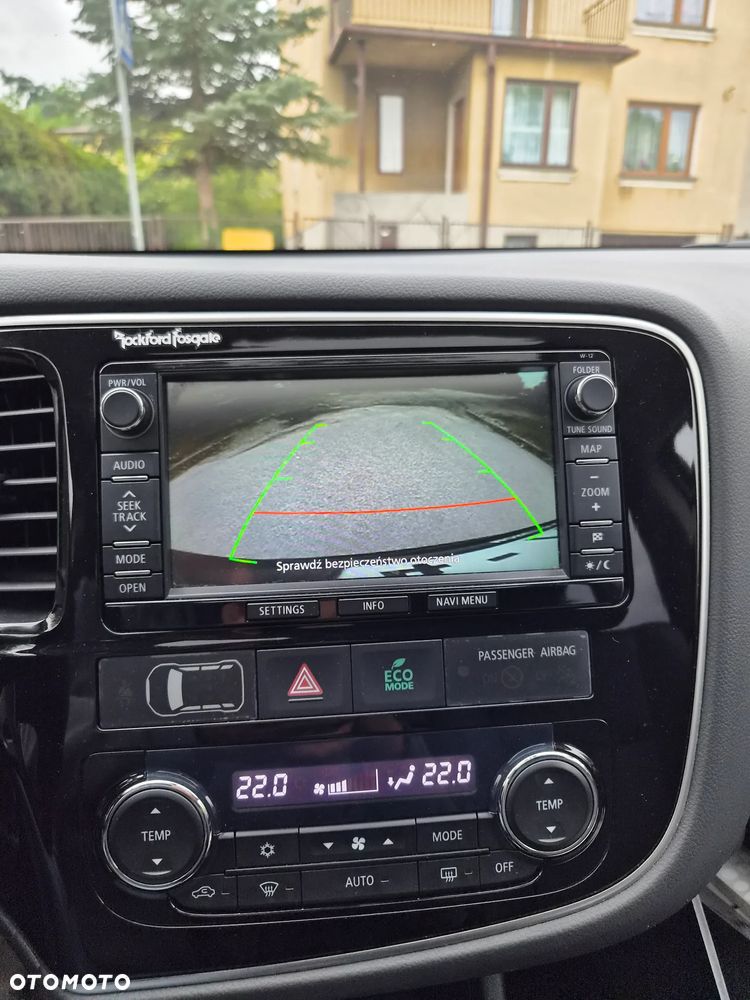 Mitsubishi Outlander - 34