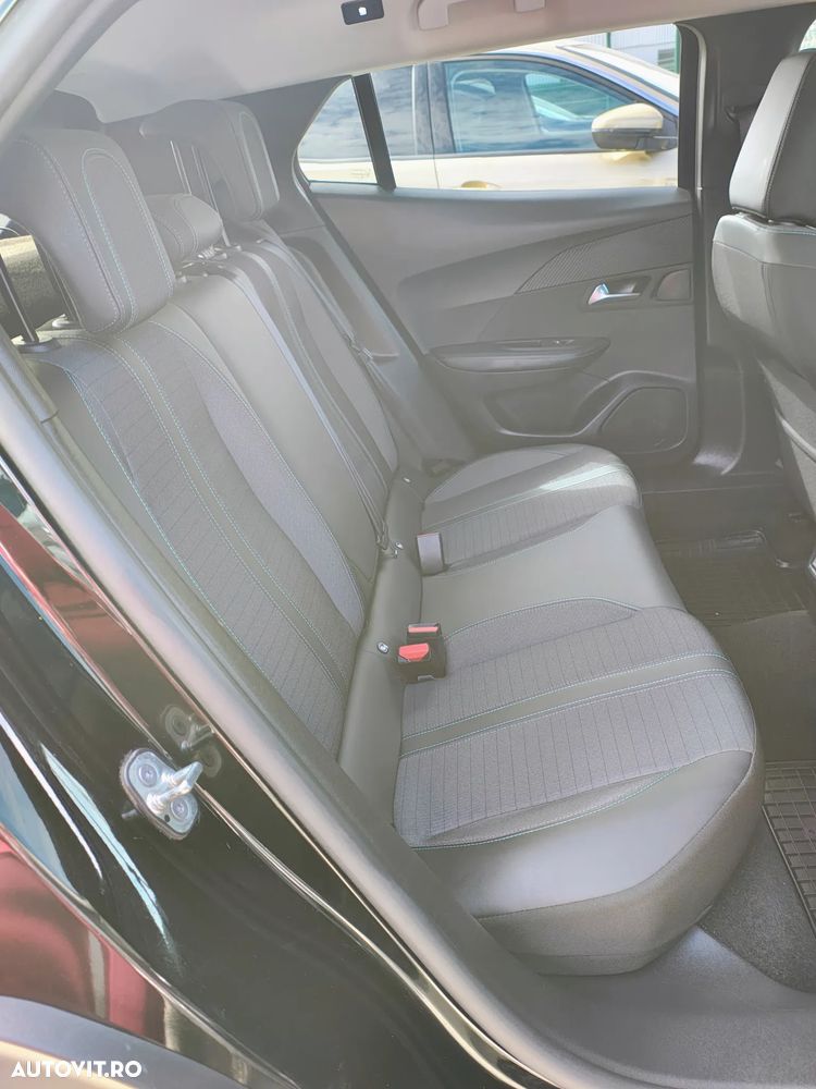 Peugeot 2008 1.5 BlueHDI 130 S&S EAT8 Allure - 11