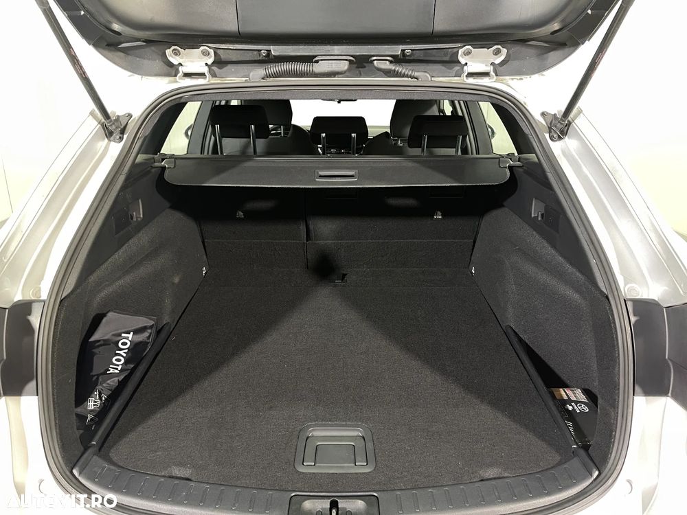 Toyota Corolla 1.8 Business Edition - 13