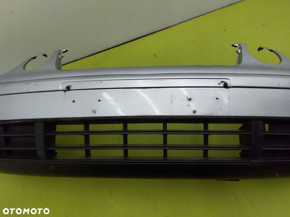 Zderzak przód przedni VW POLO IV 01-05 PRZED LIFT OKULAR LA7W SREBRNY - 6