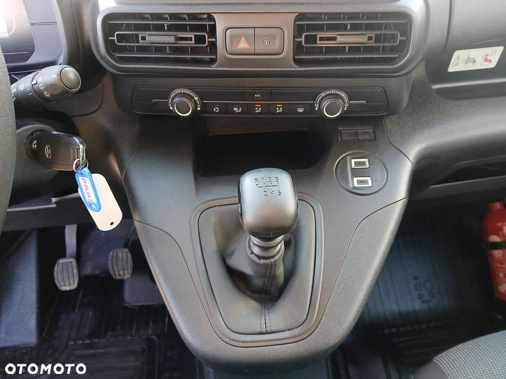 Toyota PROACE CITY - 33