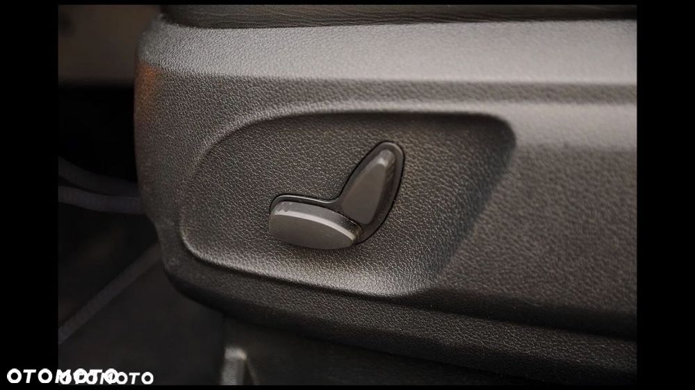 Ford Kuga 2.0 TDCi 4x4 Individual - 31