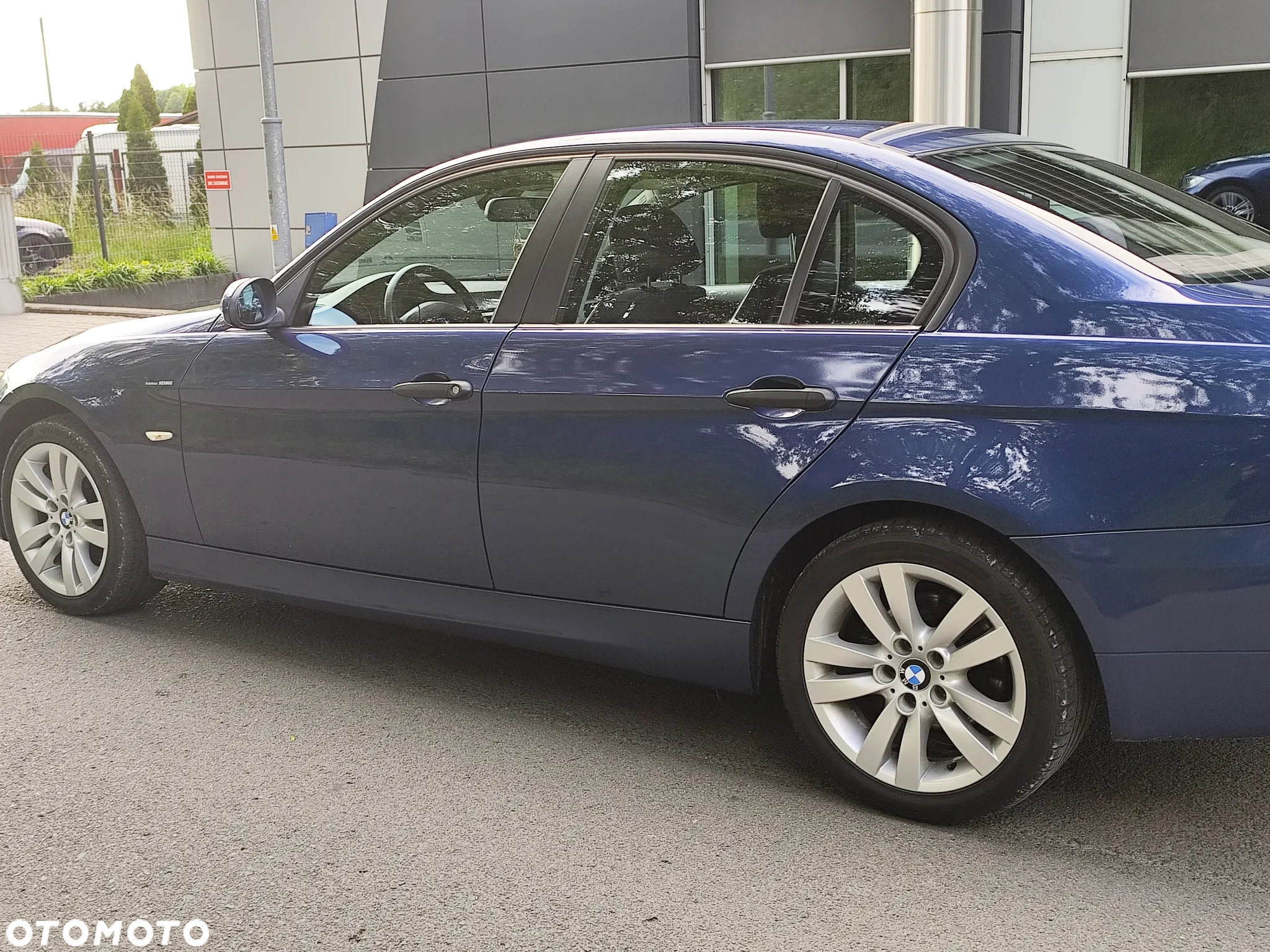 BMW Seria 3 320i - 9