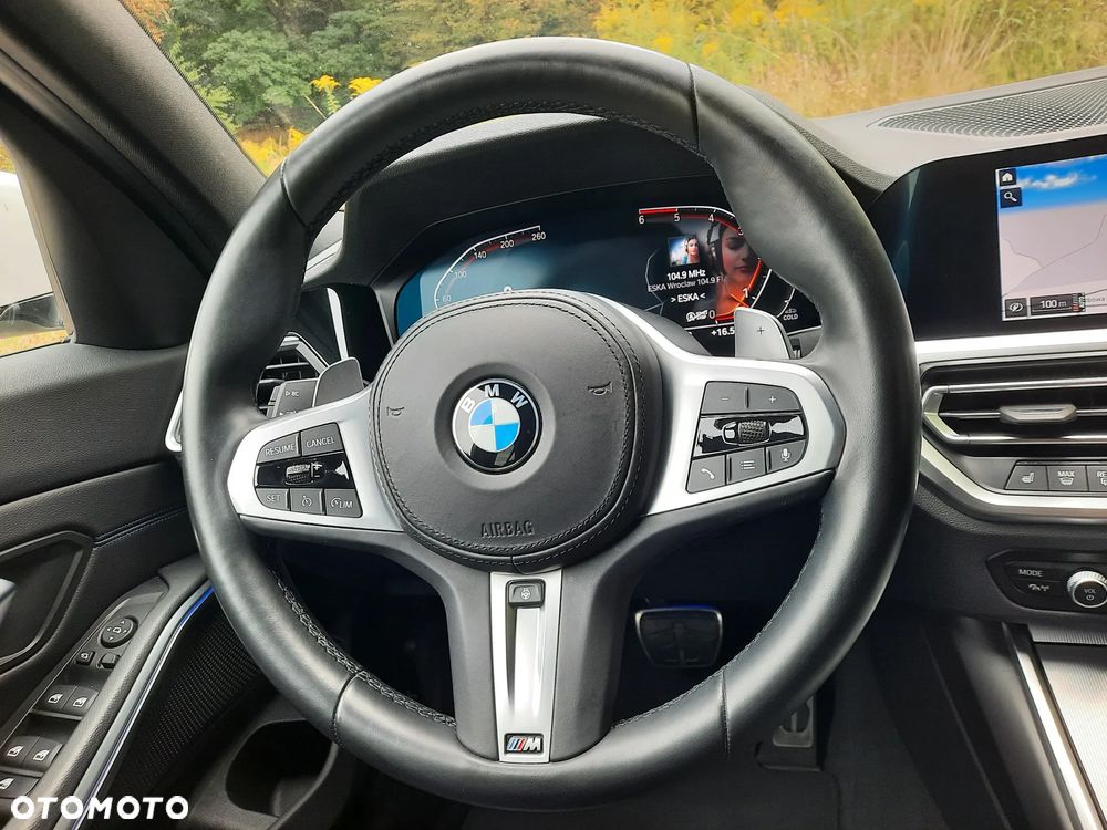 BMW Seria 3 320d xDrive M Sport sport - 17