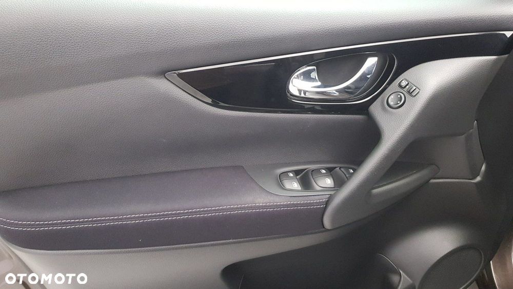 Nissan Qashqai - 24