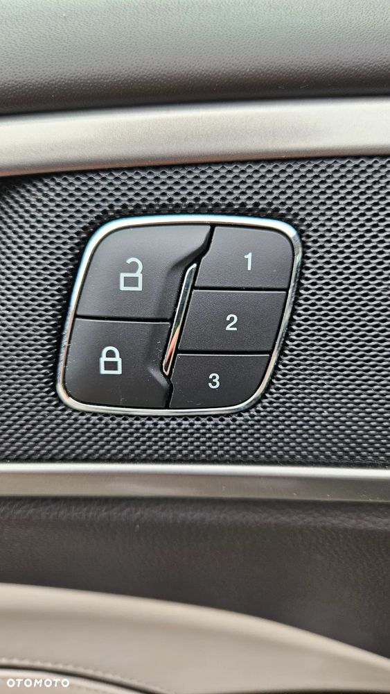 Ford Mondeo 2.0 EcoBlue VIGNALE - 23