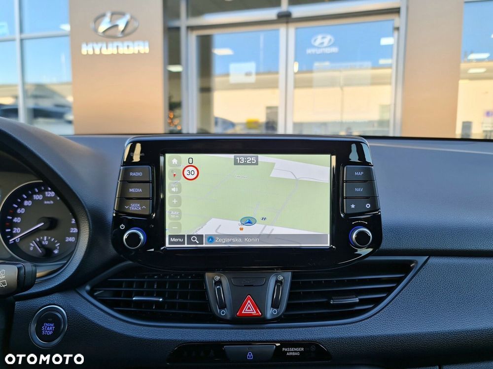 Hyundai i30 1.4 T-GDI Premiere Luxury - 22