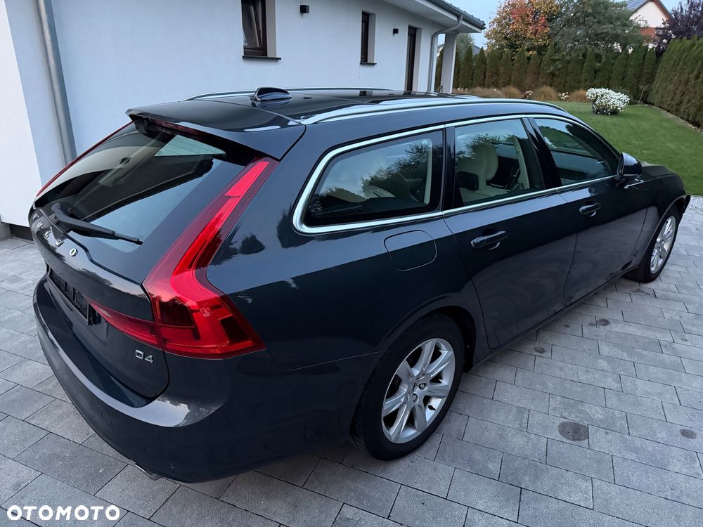 Volvo V90 - 11