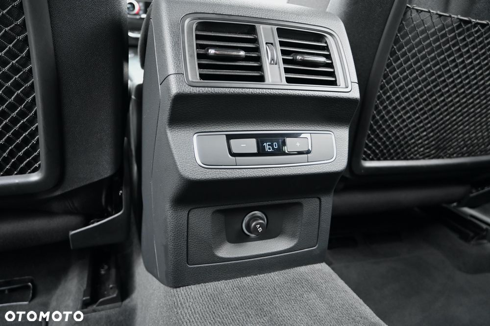 Audi Q5 40 TDI quattro S tronic S line - 27