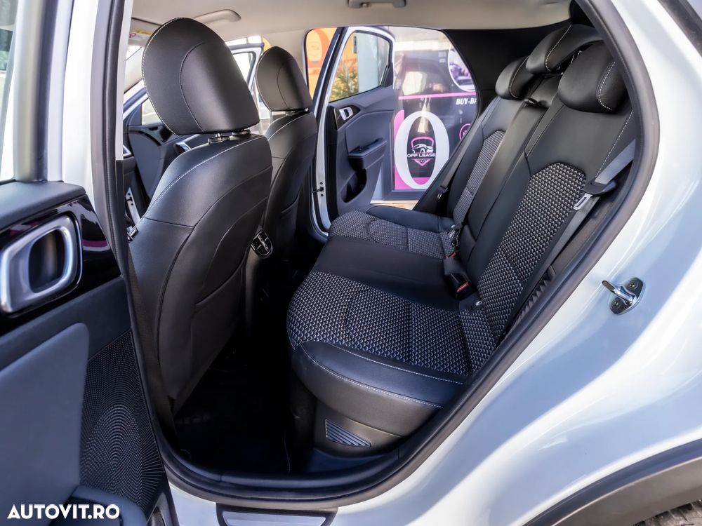 Kia XCeed 1.6 GDI DCT6 OPF SPIRIT - 16