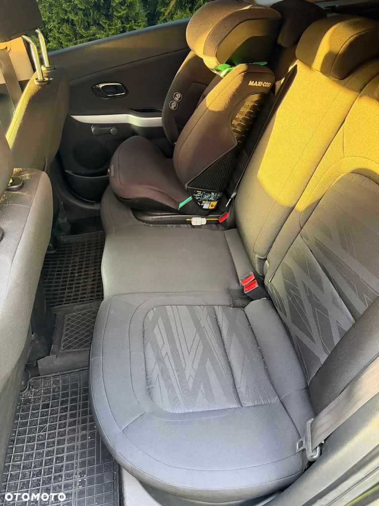 Kia Ceed 1.6 GDI L - 6