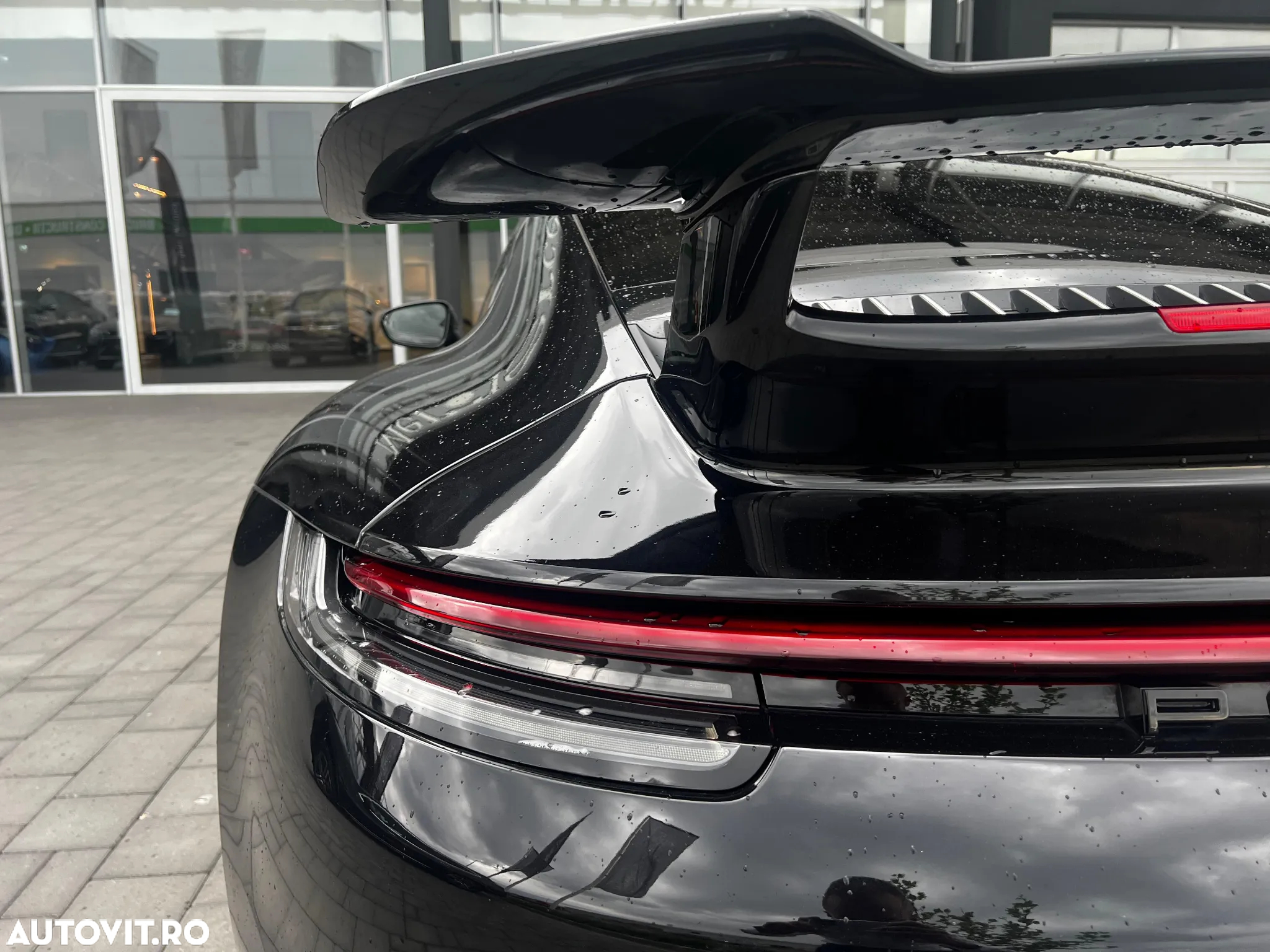 Porsche 911 Carrera 4S - 29