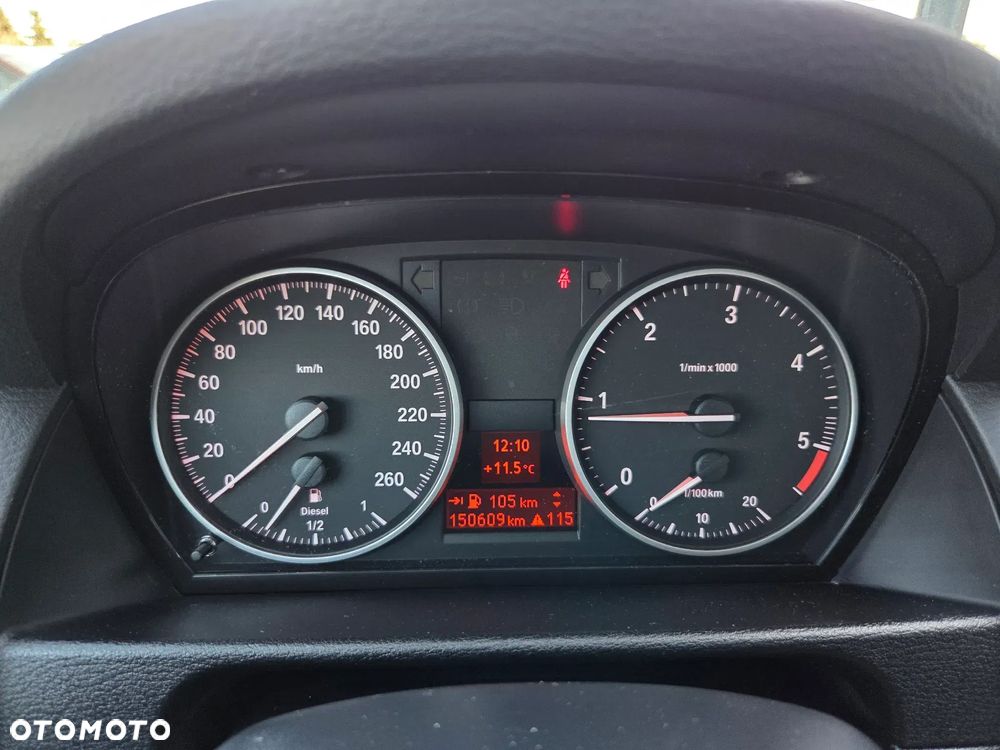 BMW X1 xDrive18d xLine - 26