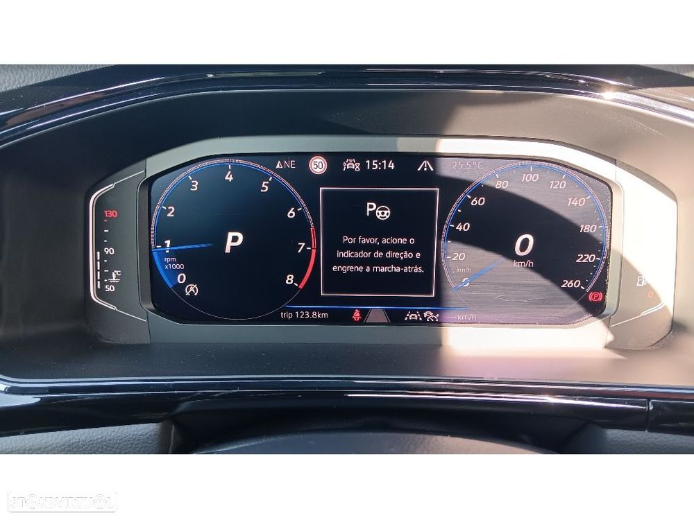 VW T-Roc 2.0 TDI R-Line DSG - 13