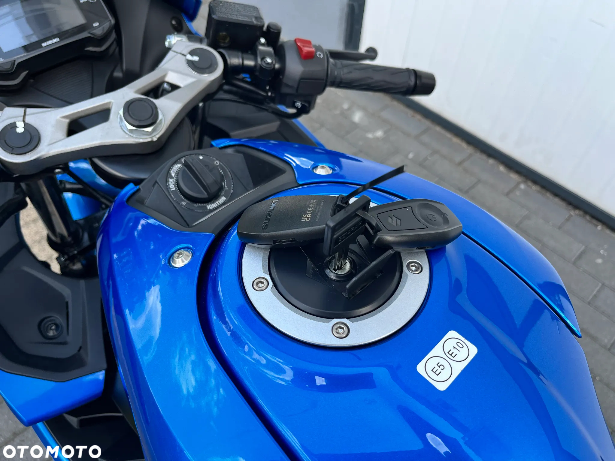 Suzuki GSX-R - 17