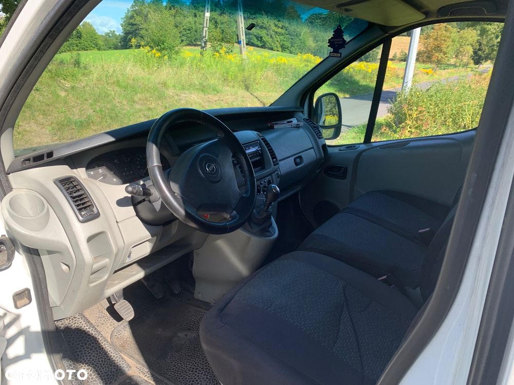 Opel Vivaro - 5