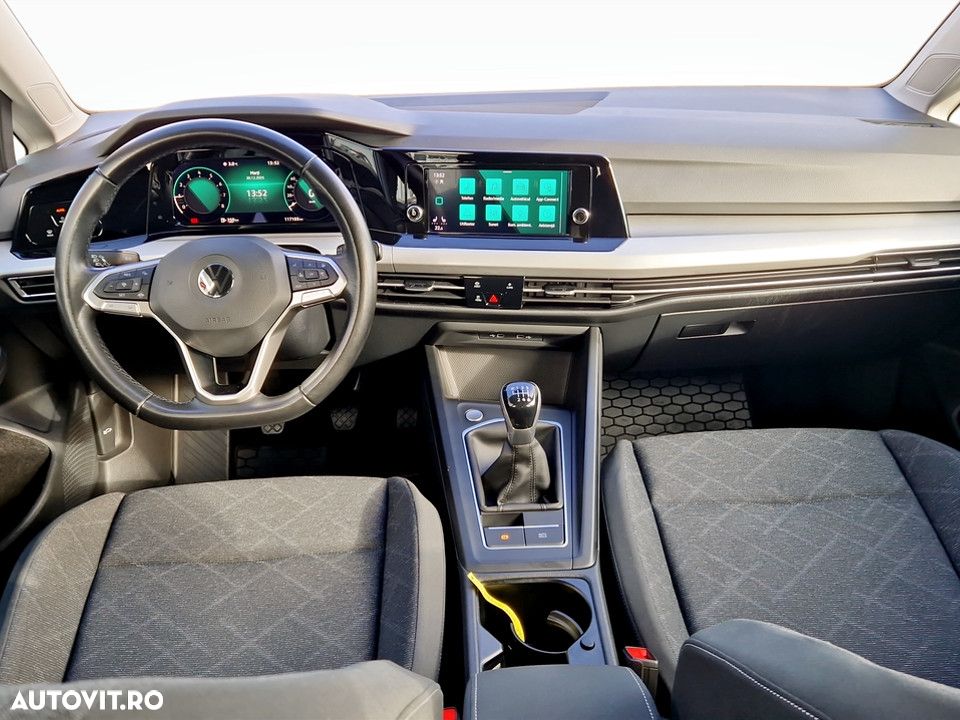 Volkswagen Golf 1.0 TSI Life - 12