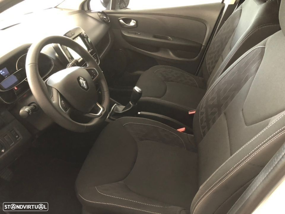 Renault Clio 0.9 TCe Limited - 9