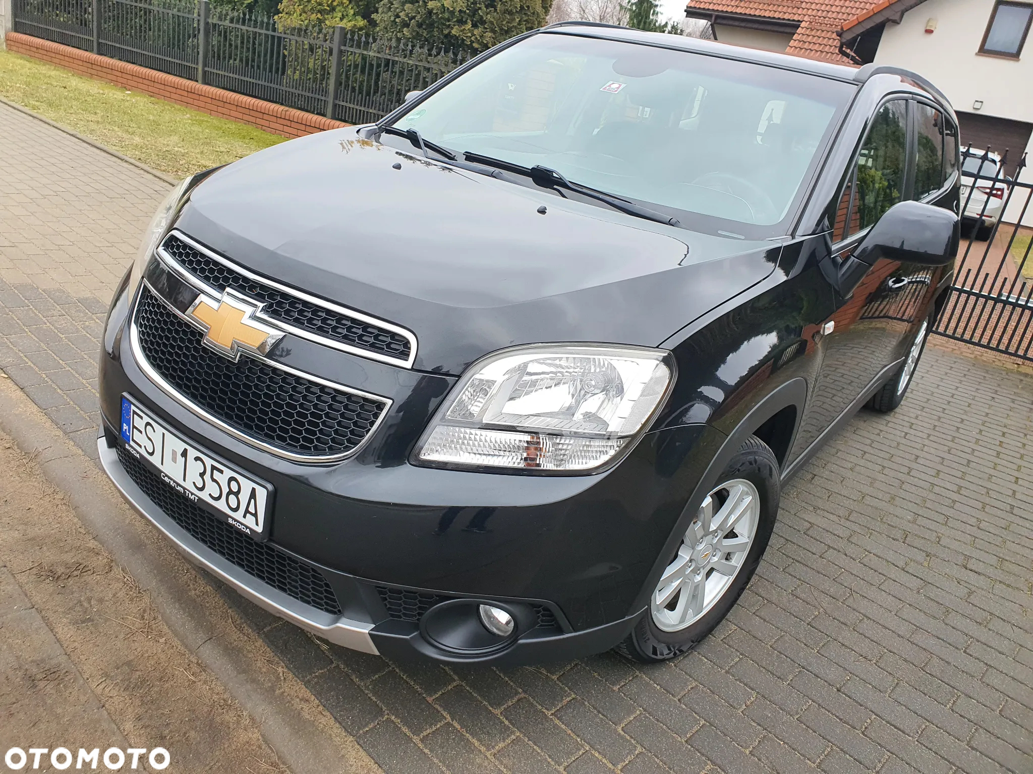 Chevrolet Orlando 1.8 LS - 3