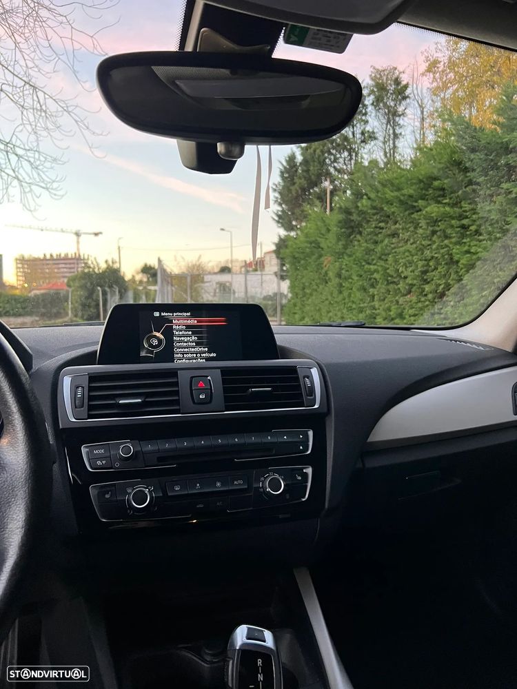 BMW 120 i Aut. Advantage - 10