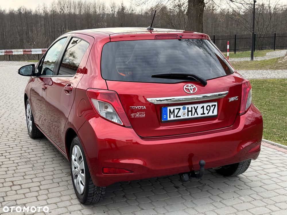 Toyota Yaris - 32