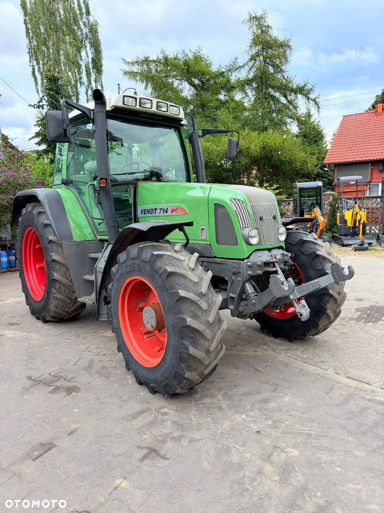 Fendt 714 Vario - 12
