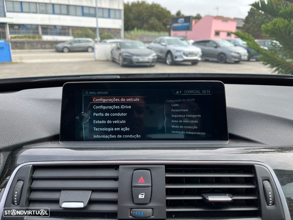 BMW 318 Gran Turismo d Auto Line Luxury - 41