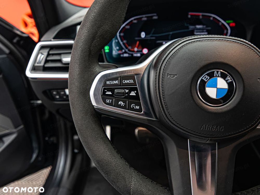 BMW Seria 3 318d M Sport Shadow - 16