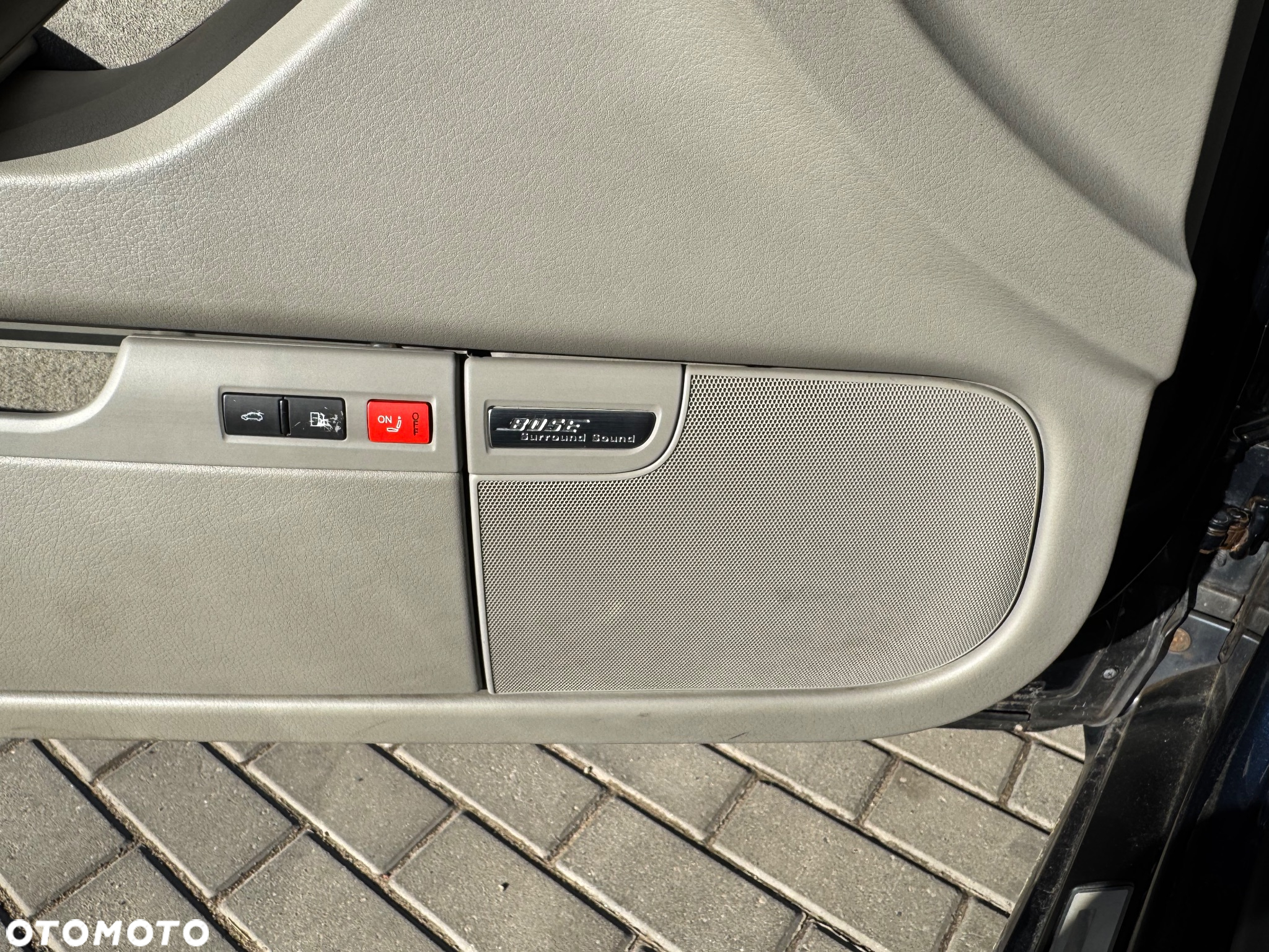 Audi A8 6.0 Quattro - 23