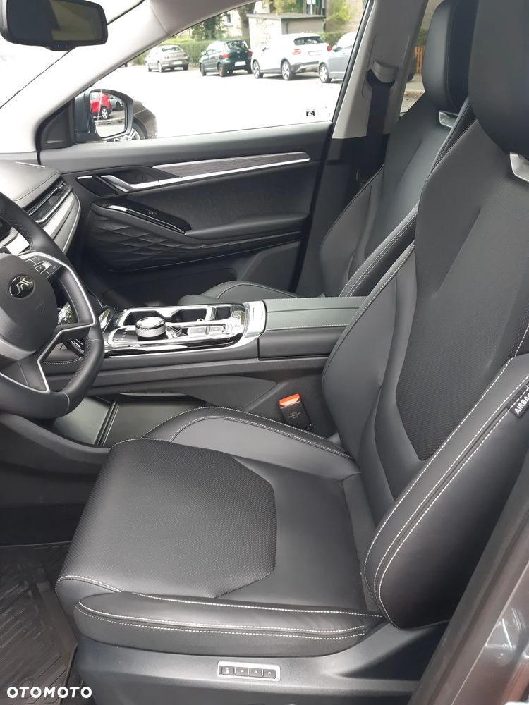 JAC JS6 - 10