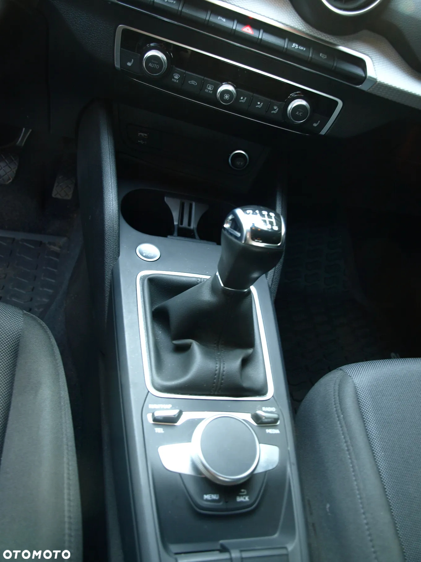 Audi Q2 35 TFSI - 9