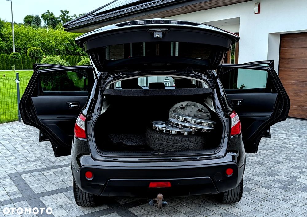 Nissan Qashqai 1.6 360 - 12