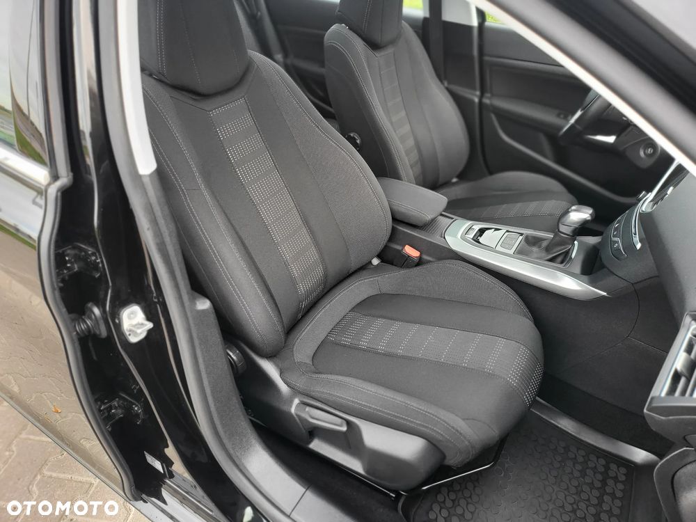 Peugeot 308 BlueHDi FAP 120 EAT6 Stop & Start Allure - 23