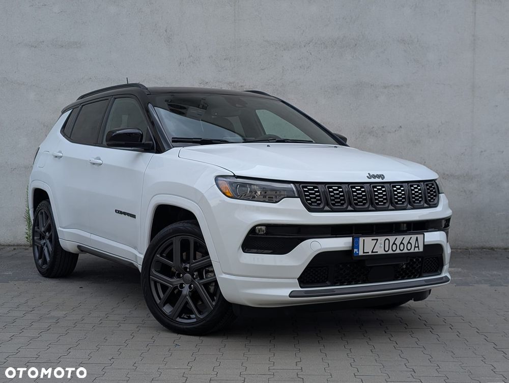 Jeep Compass - 1
